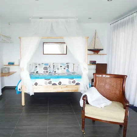 Al Aire Del Mar Apartment San Vicente De La Barquera Exterior photo