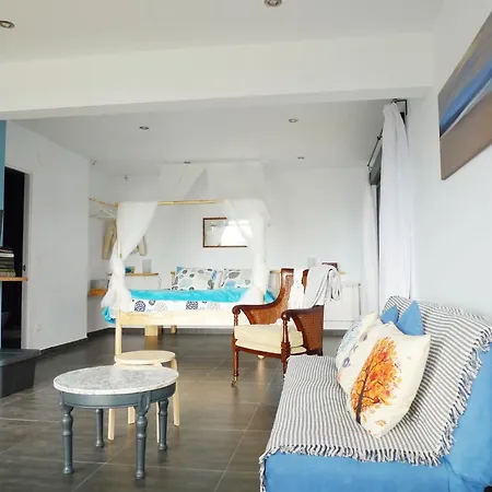 Al Aire Del Mar Apartment San Vicente De La Barquera Exterior photo
